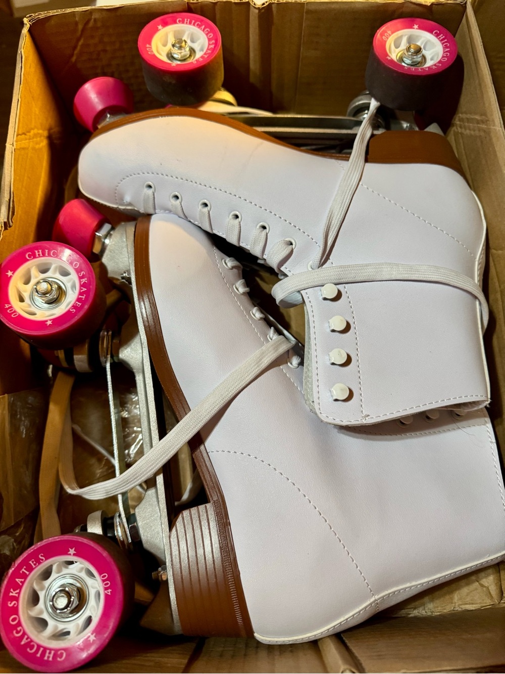 Chicago Skates Women’s Roller Skates, White, Size 10 - Picture 2 of 5